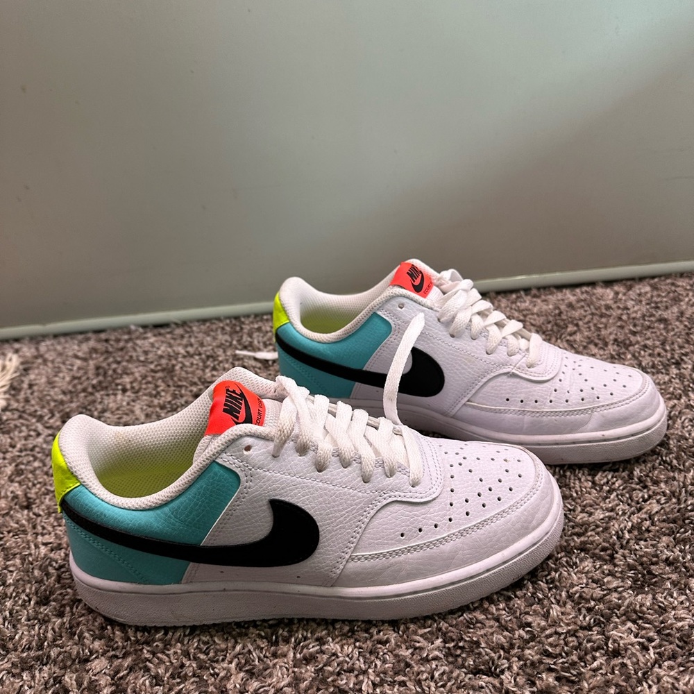 Nike Court Vision Low